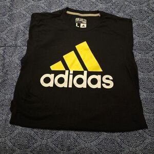 Addidas  Men Shirt Large